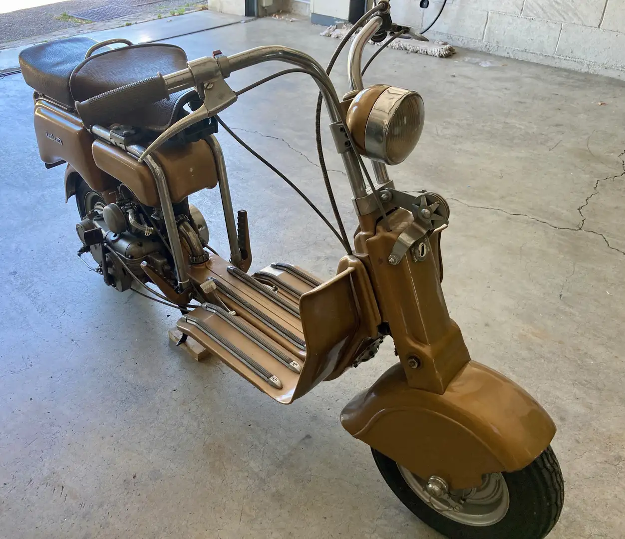 Lambretta B Gold - 1