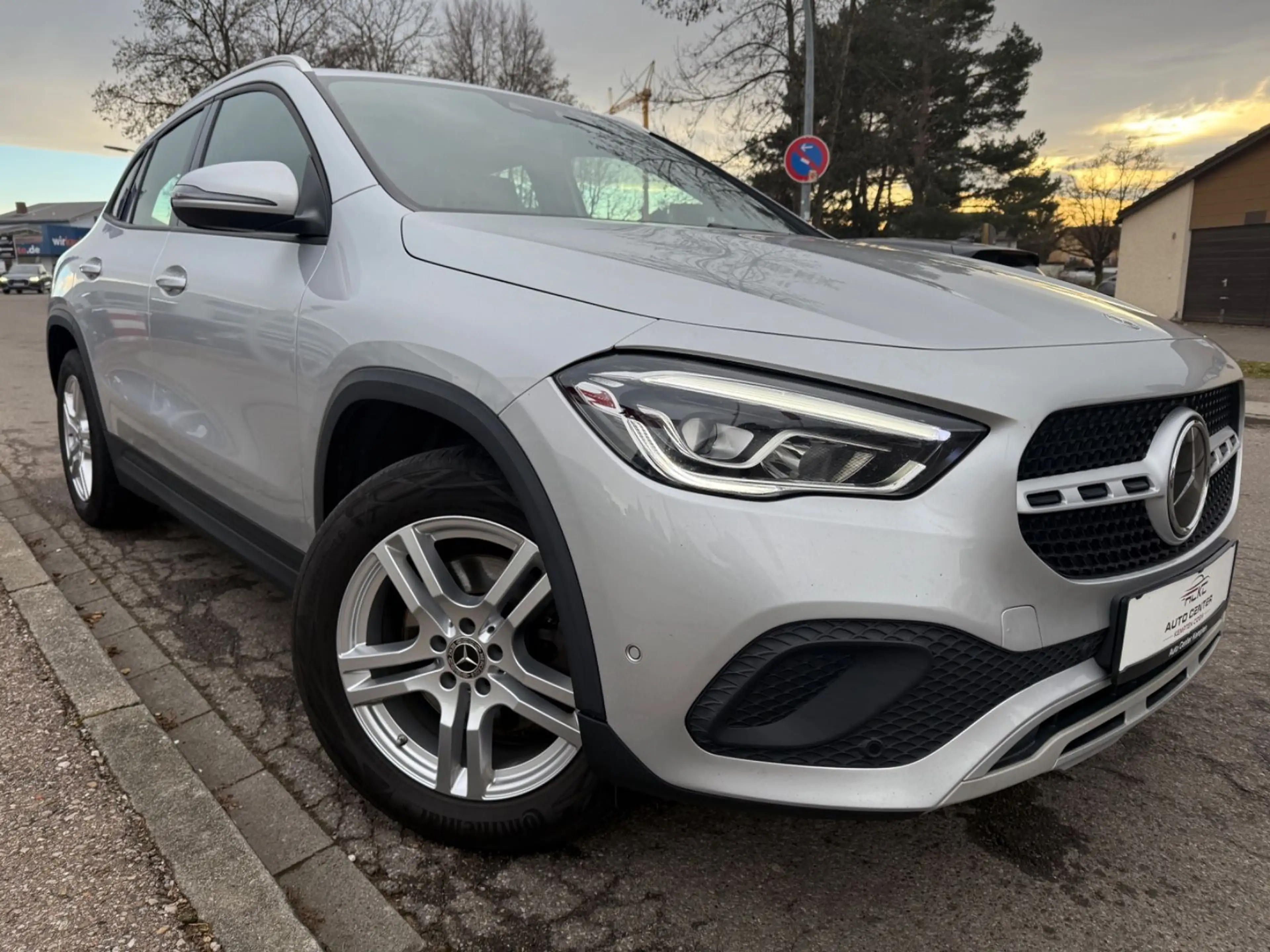 Mercedes-Benz GLA 220 d 4Matic*LED — photo 3