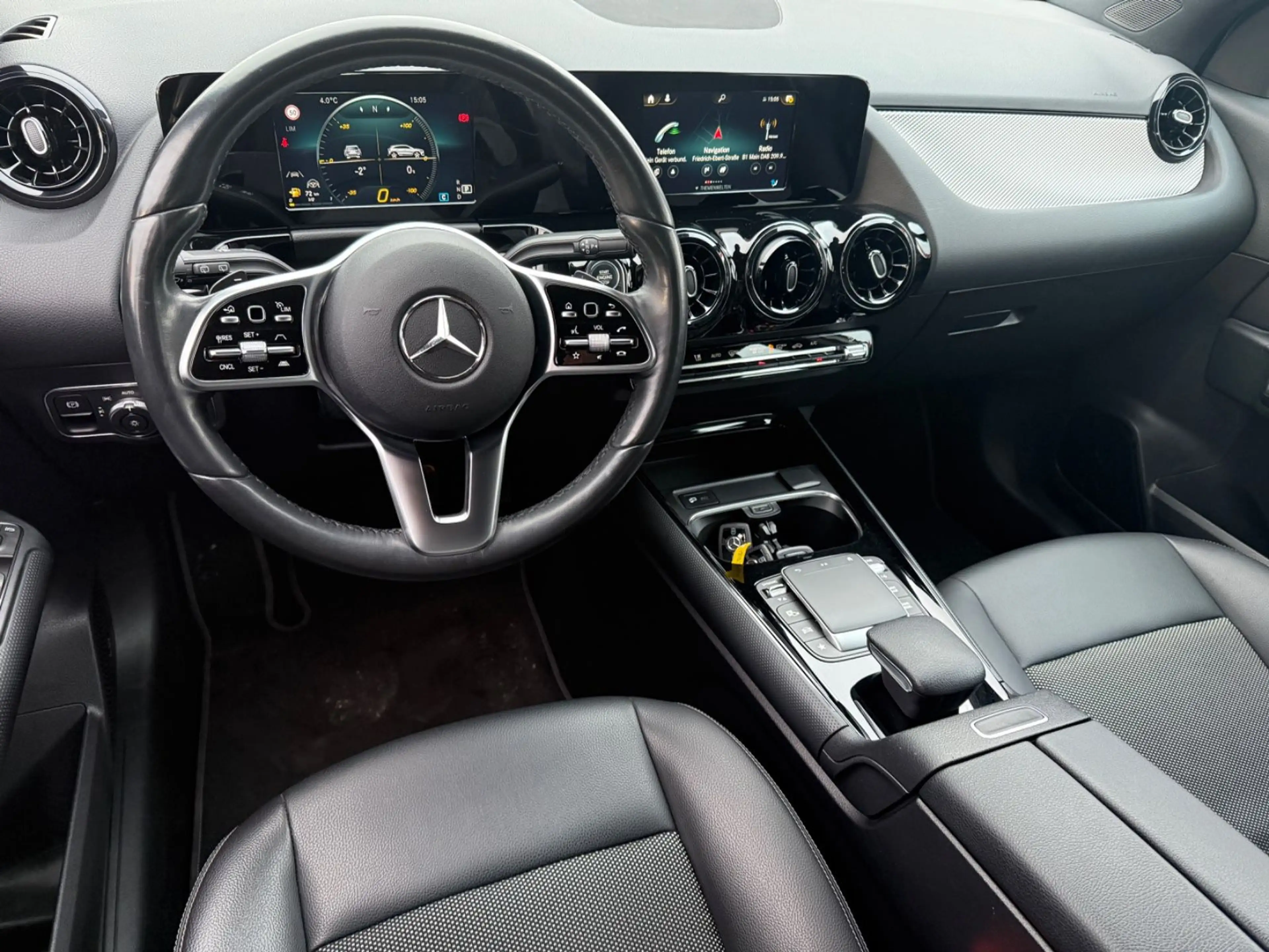 Mercedes-Benz GLA 220 d 4Matic*LED — photo 7
