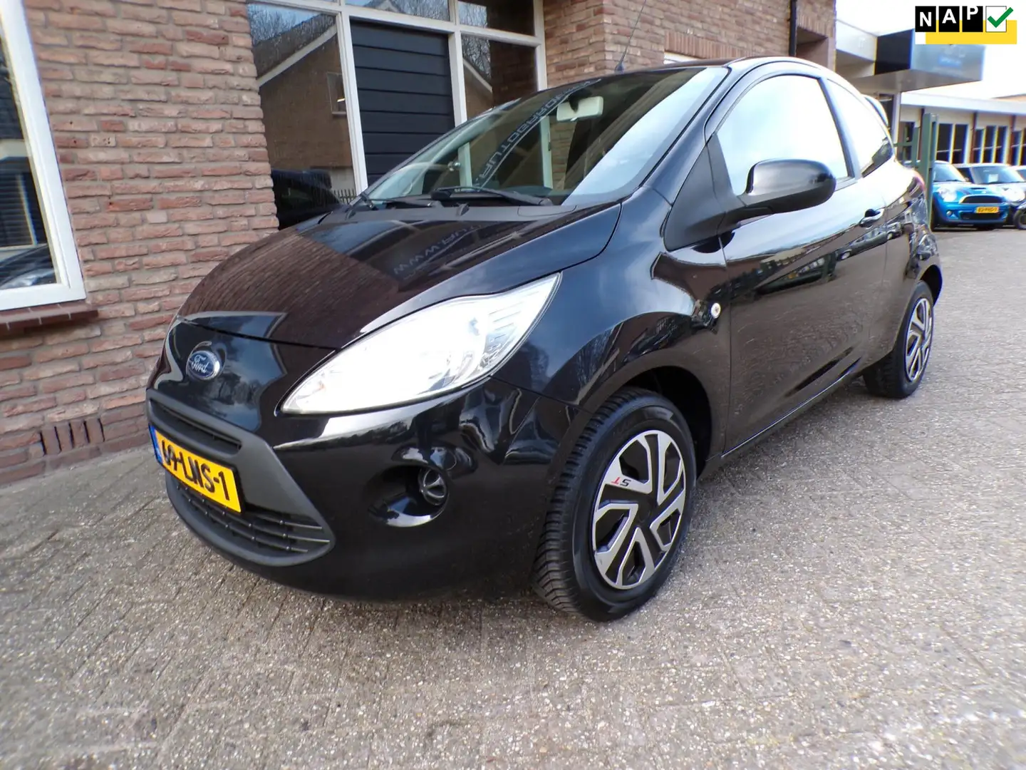 Ford Ka/Ka+ 1.2 Cool&Sound Airco Zwart - 1