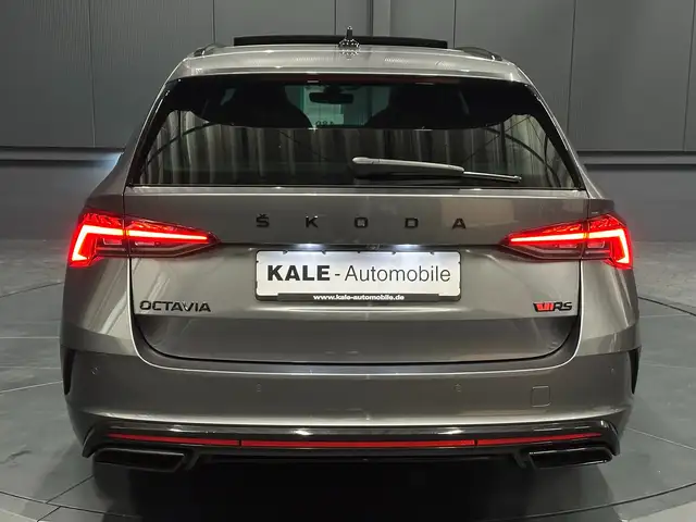 Skoda Octavia view 4
