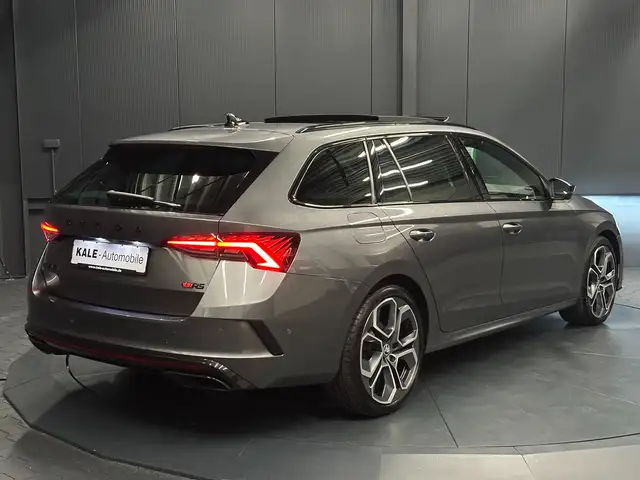 Skoda Octavia view 5