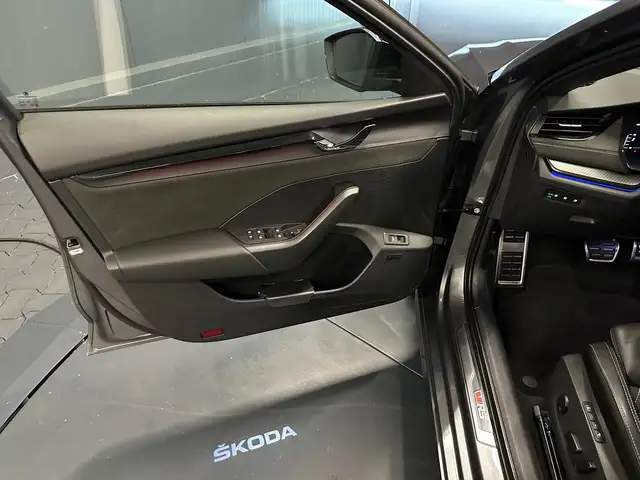 Skoda Octavia view 13