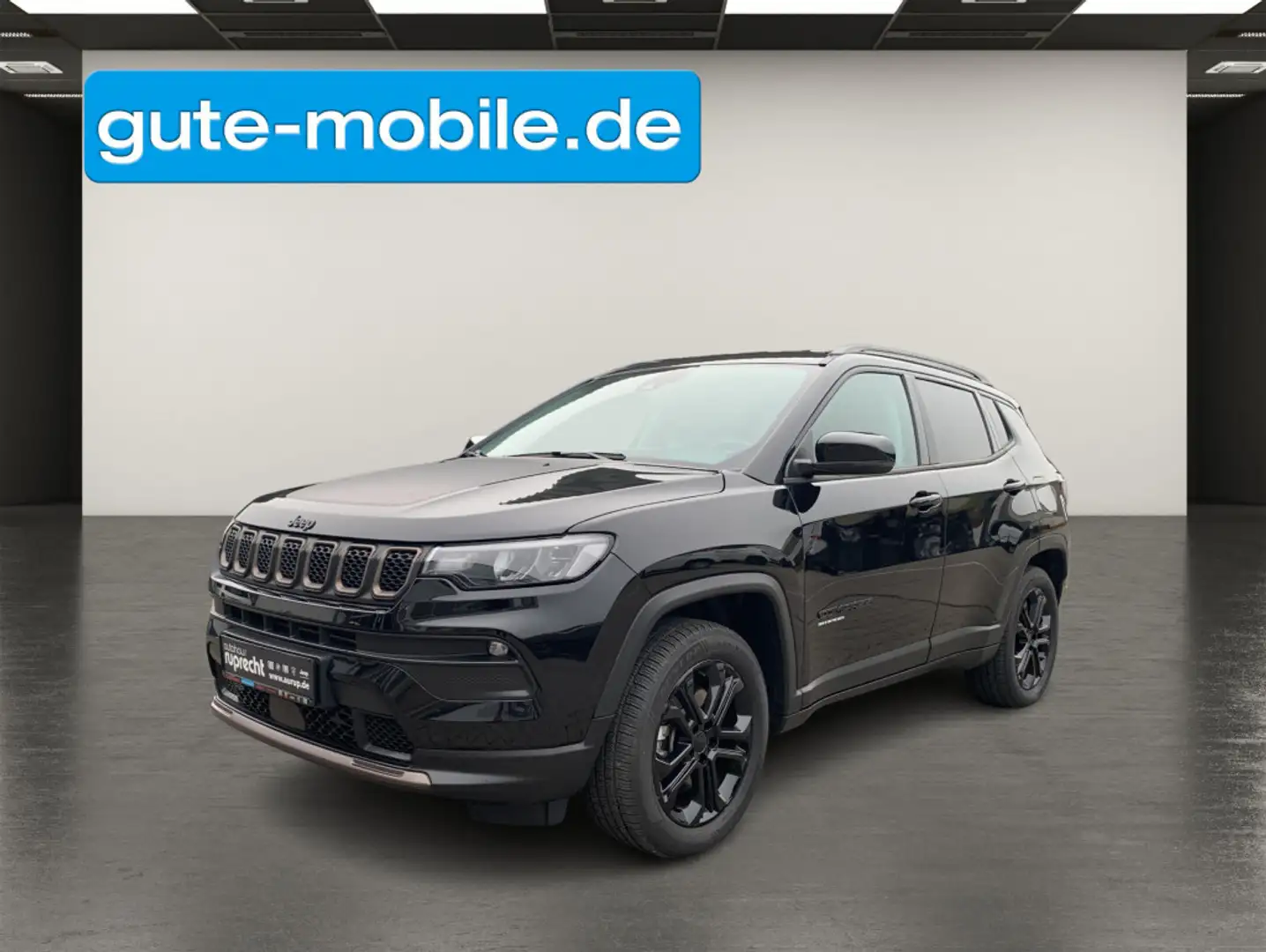 Jeep Compass Upland Plug-In Hybrid 4WD Schwarz - 1