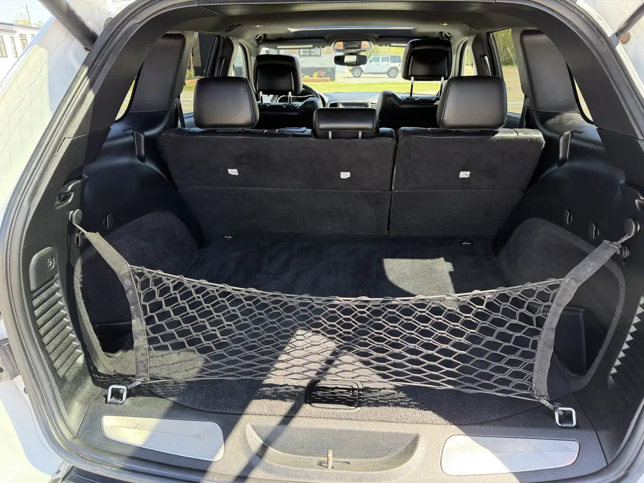 Jeep Grand Cherokee снимка Jeep Grand Cherokee