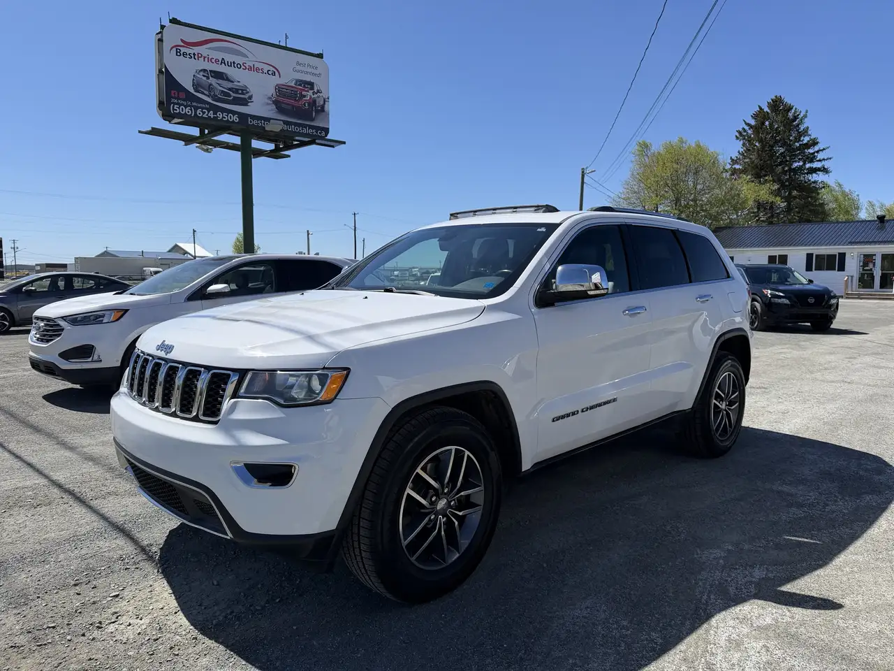 Jeep Grand Cherokee снимка Jeep Grand Cherokee