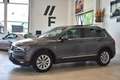 Volkswagen Tiguan 2.0 TDI //SKY   **37.000Km** Grau - thumbnail 5