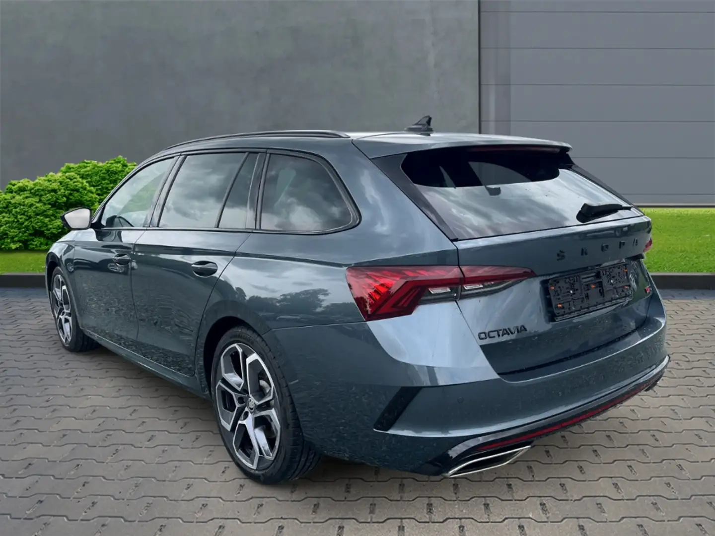 Skoda Octavia Combi RS Plus 2.0 TSI+Alufelgen+Navi+elektr.Sitze Grau - 2