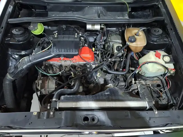 Volkswagen Caddy view 5