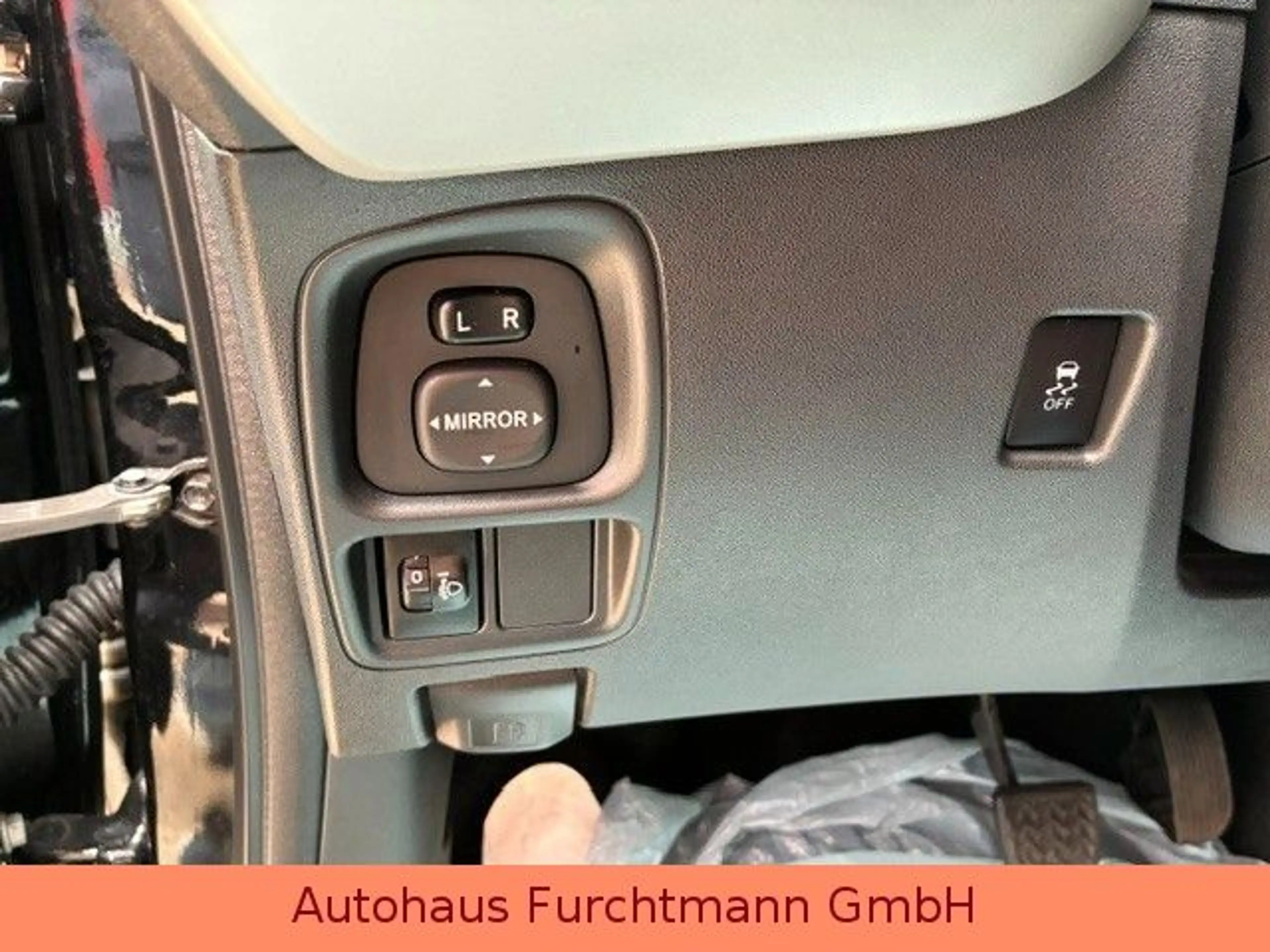 Citroen C1 Shine 5-Türer Automatik 8x Alufelgen — photo 12