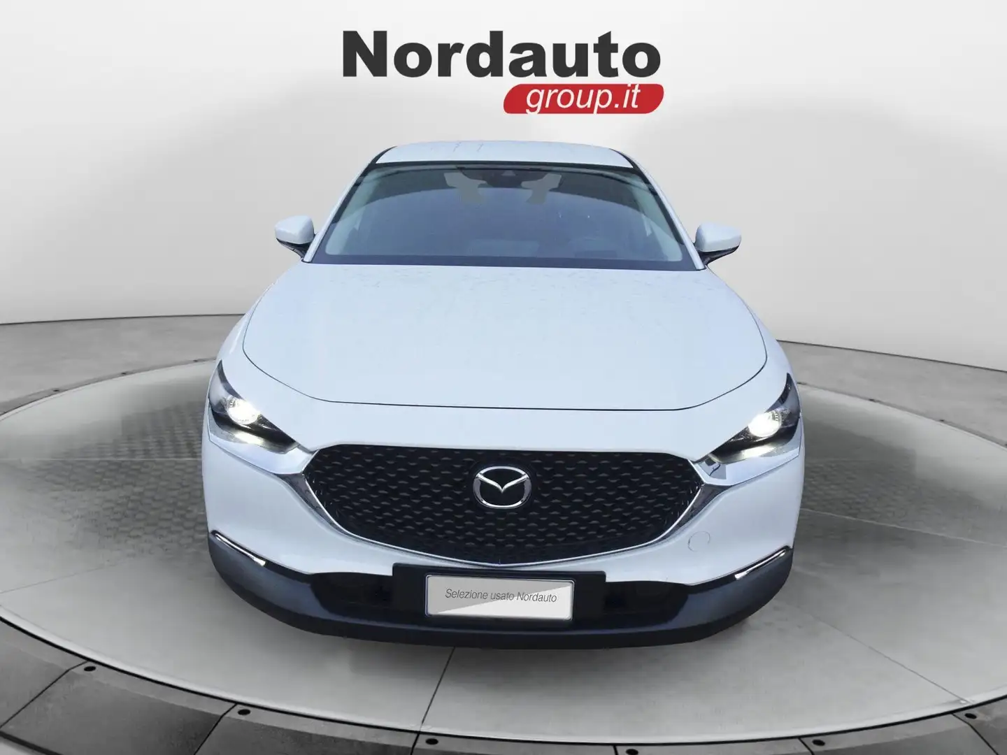 Mazda CX-30 2.0L e-Skyactiv-G M-Hybrid 150 CV 2WD Evolve Fehér - 2