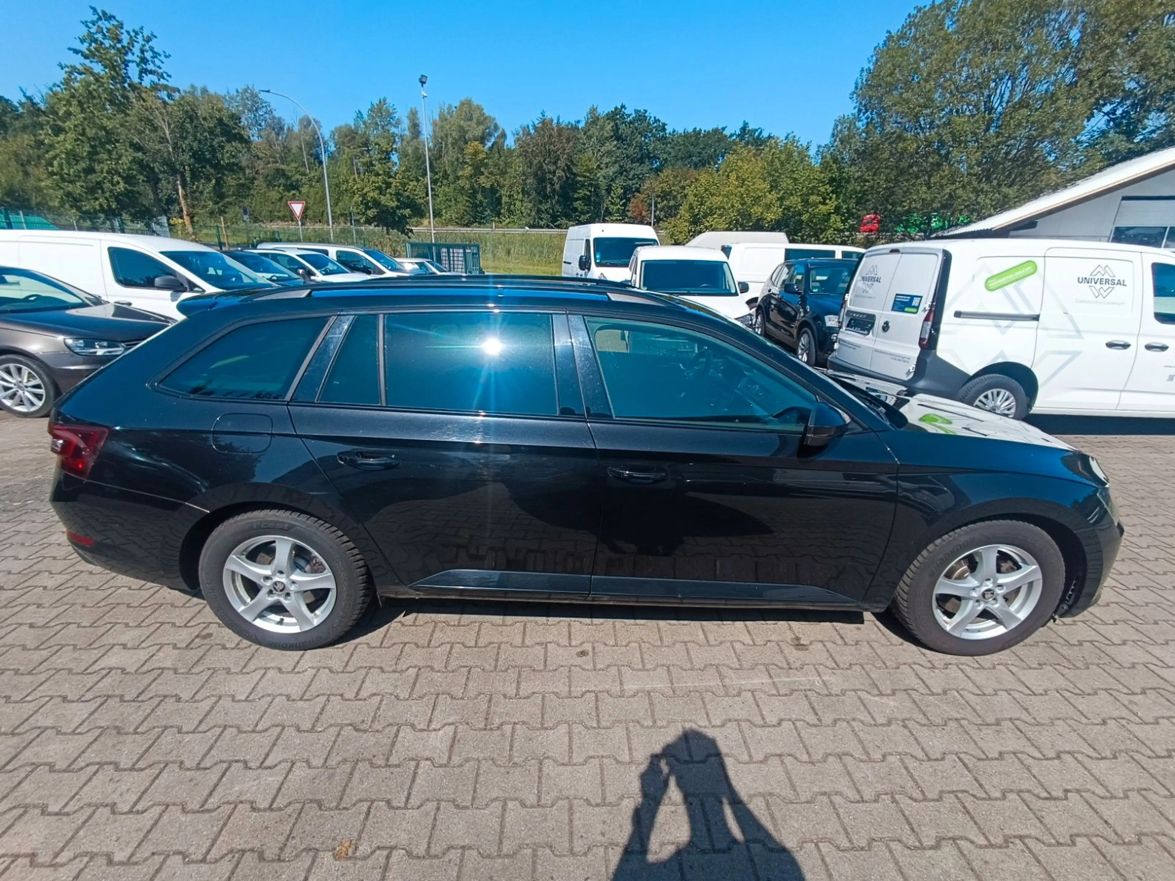 Skoda Superb Combi Sportline — photo 2