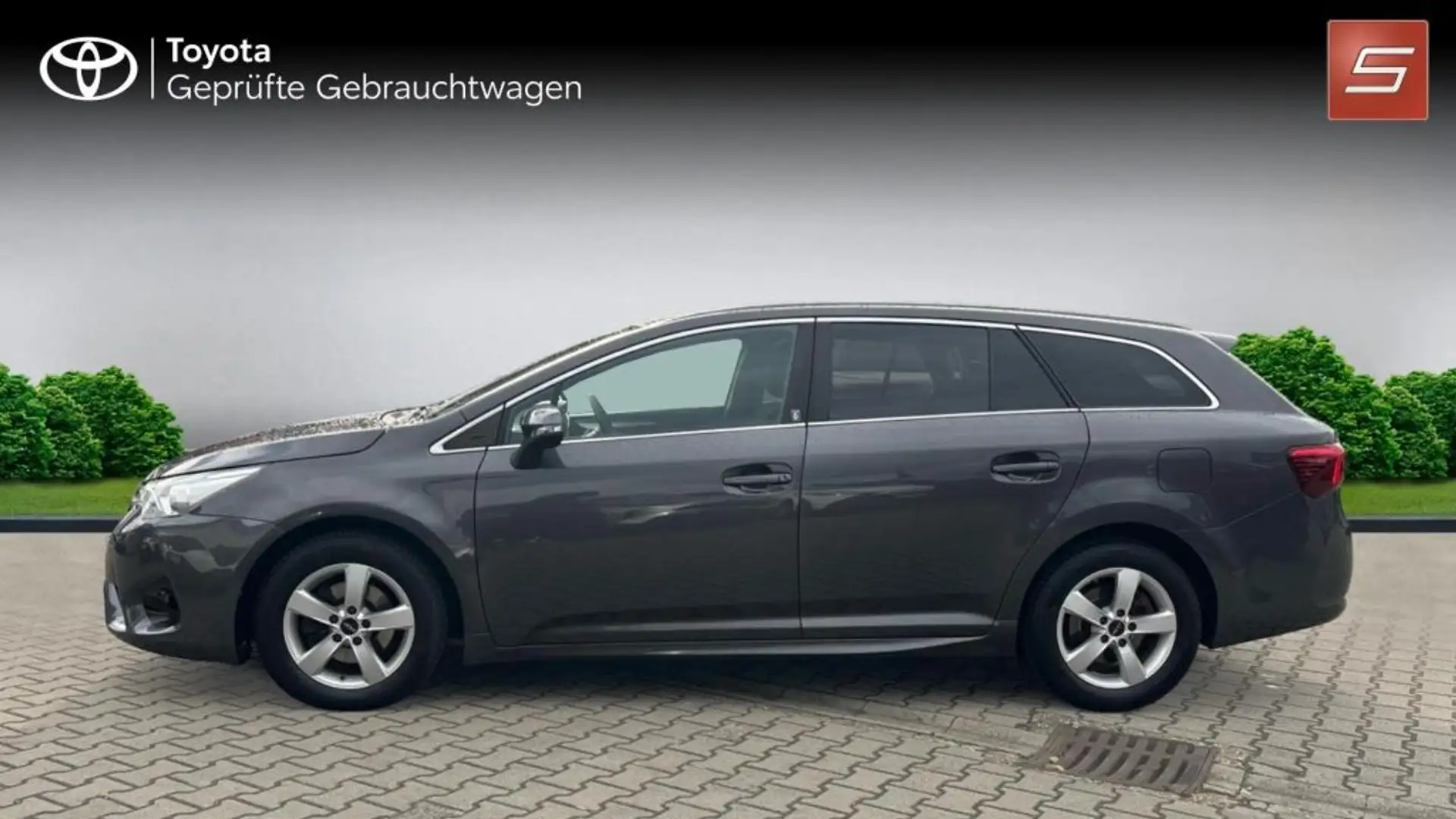 Toyota Avensis Touring Sports 1.8 Team Deutschland - 2