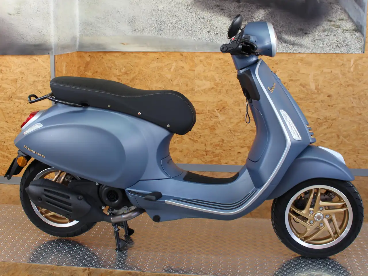 Vespa Primavera 125