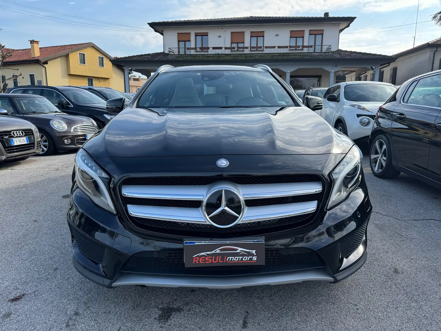 Mercedes-Benz GLA 200 GLA 200 d (cdi) Premium 4matic auto Schwarz - 2