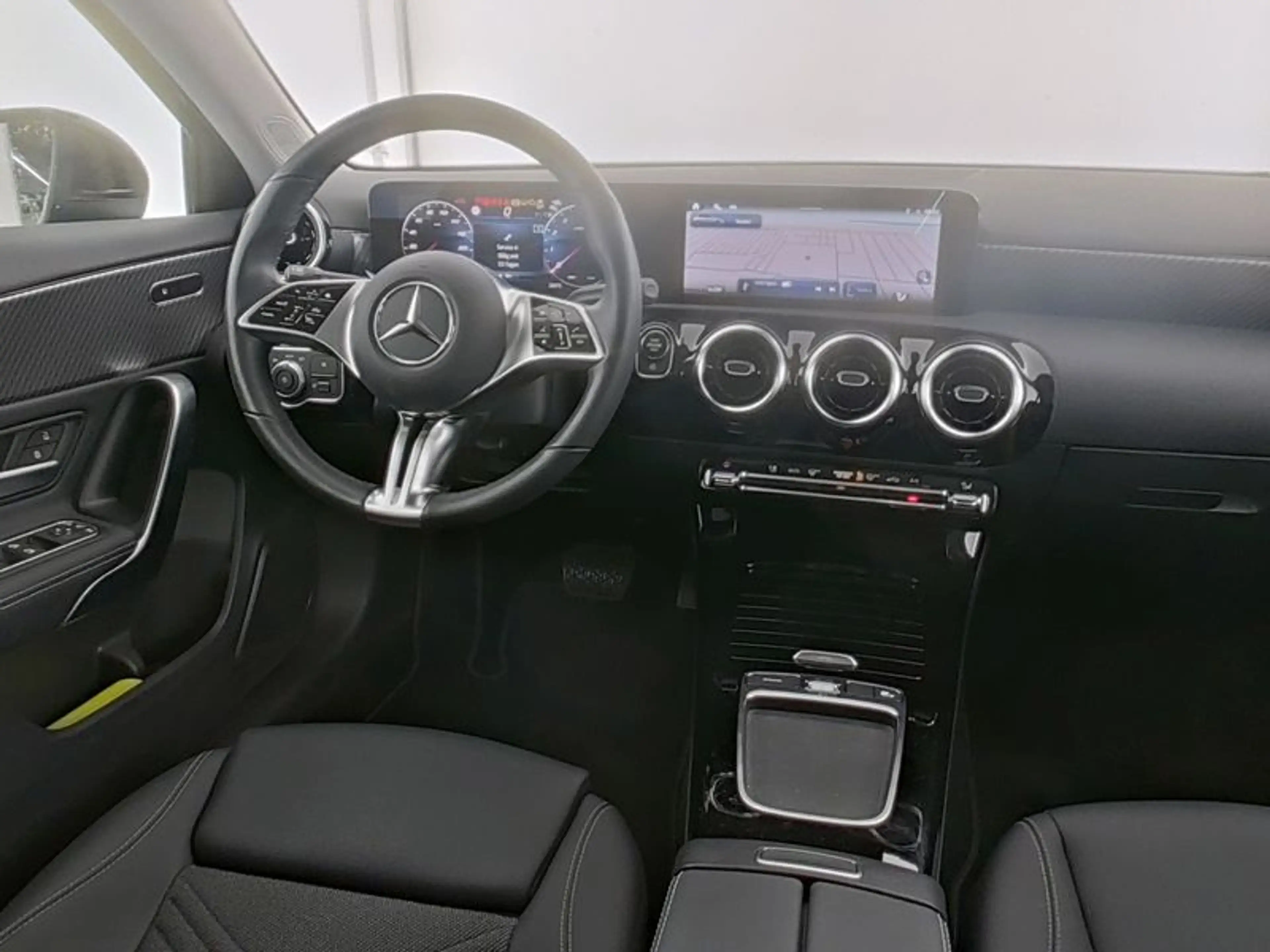 Mercedes-Benz A 200 Progressive*Advanced*LED*Winter-Paket* — photo 5