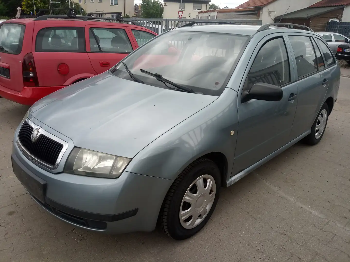 Skoda Fabia 1.4 16V HU & AU 04-2026! Grau - 1