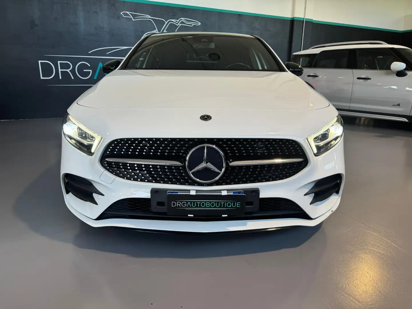 Mercedes-Benz A 200 A 200 d Automatic Premium AMG Bianco - 2