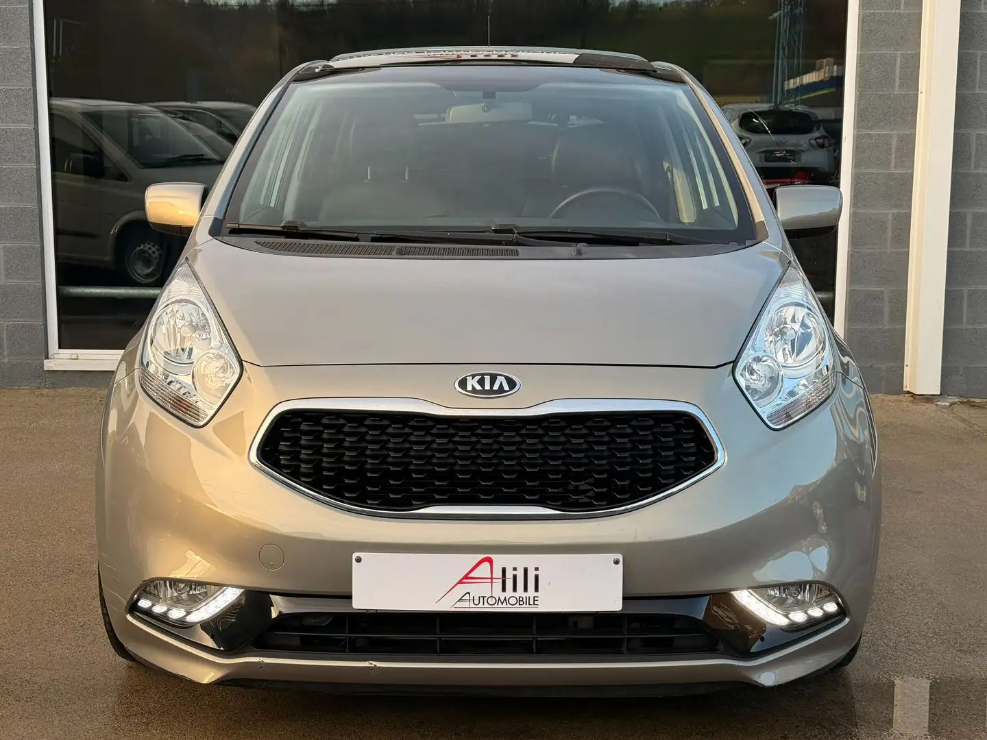 Kia Venga Venga 1.4*Toit-Pano*Camera*Garantie 12 Mois*Euro6b Gris - 2
