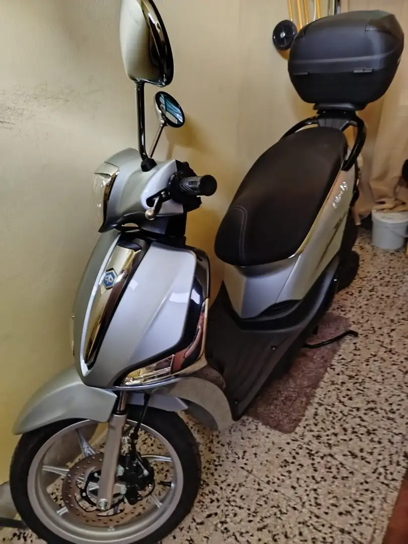 Piaggio Liberty 50 Argintiu - 1