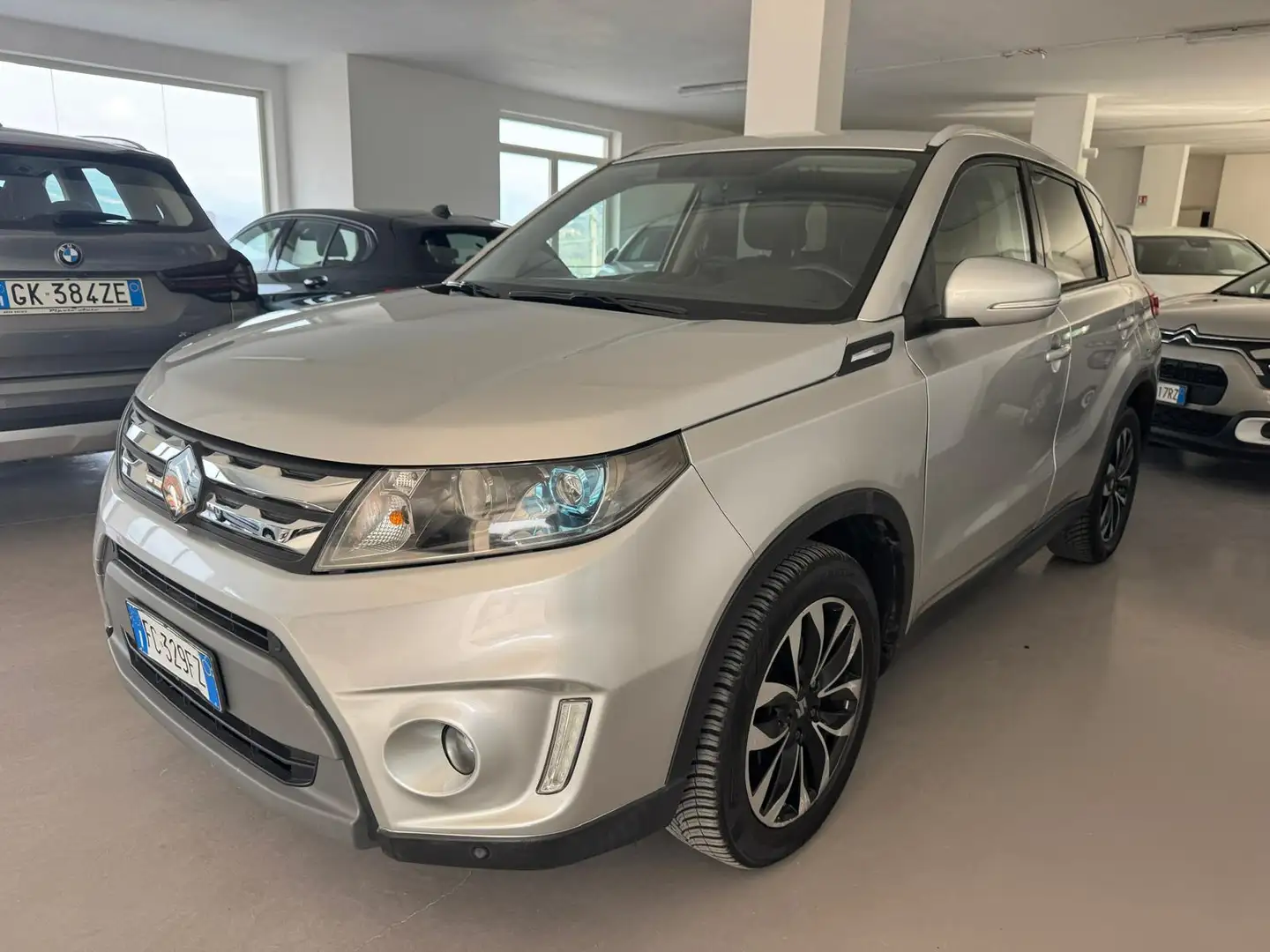 Suzuki Vitara Vitara II 2015 1.6 ddis V-Top s Silber - 1