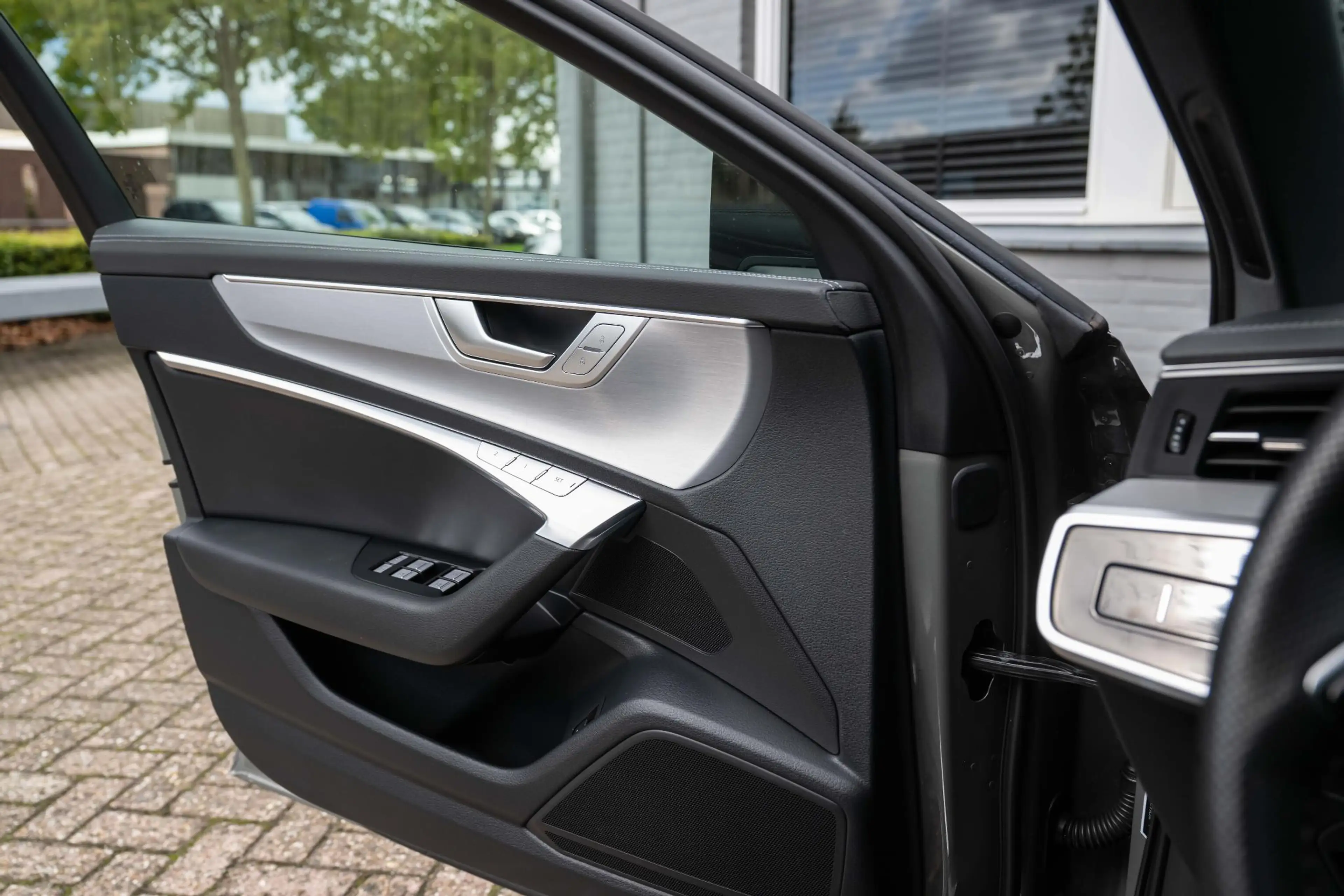 Audi A6 Avant 40 TFSI S edition Competition S6 style Pano — photo 21