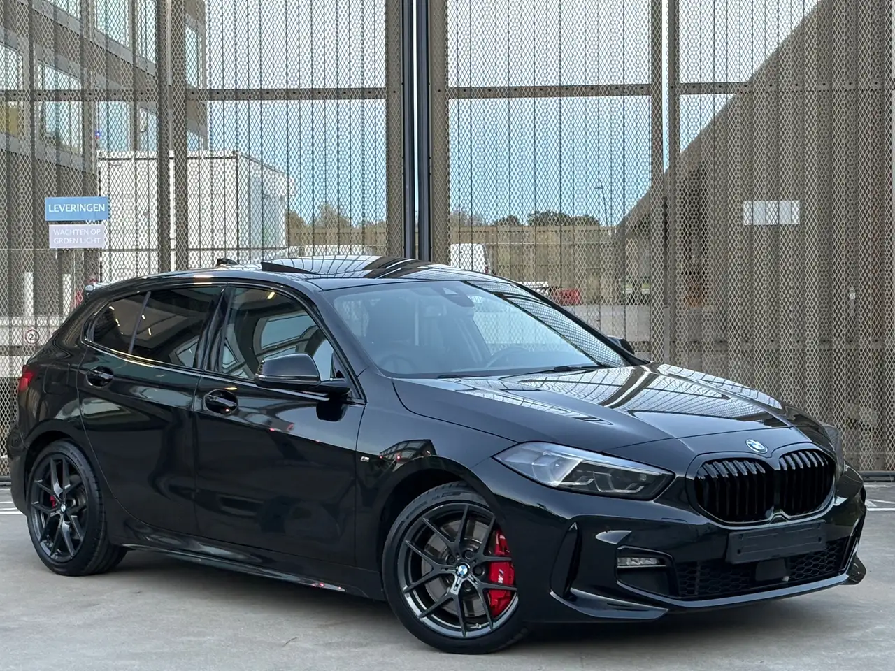 BMW 118