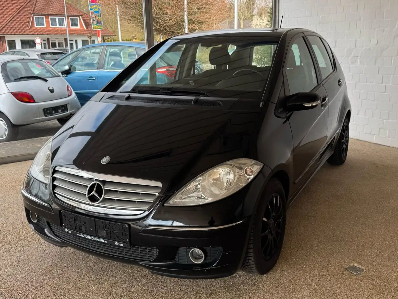 Mercedes-Benz A 180