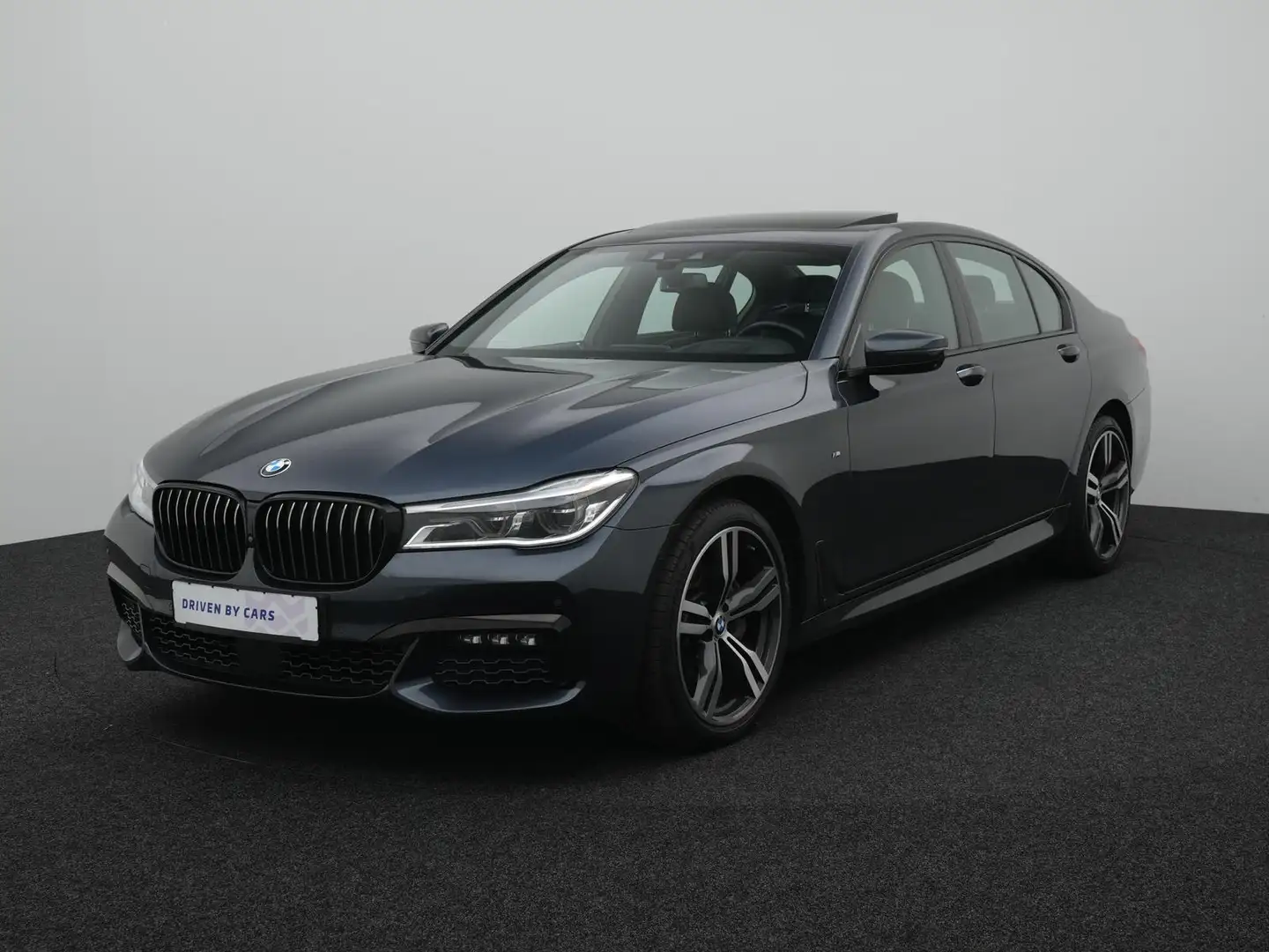 BMW 740 d xDrive M-Sport,ACC,360°,MEMO,H&K,LUFT,HUD Gris - 2