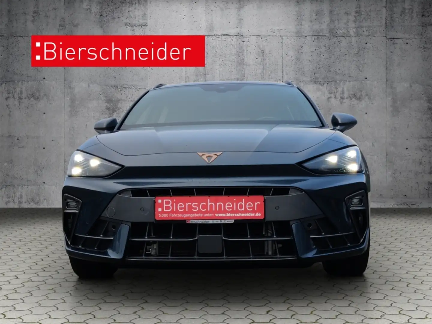 CUPRA Leon Sportstourer 1.5 TSI DSG e-Hybrid AHK NAVI LED KAM Grau - 2