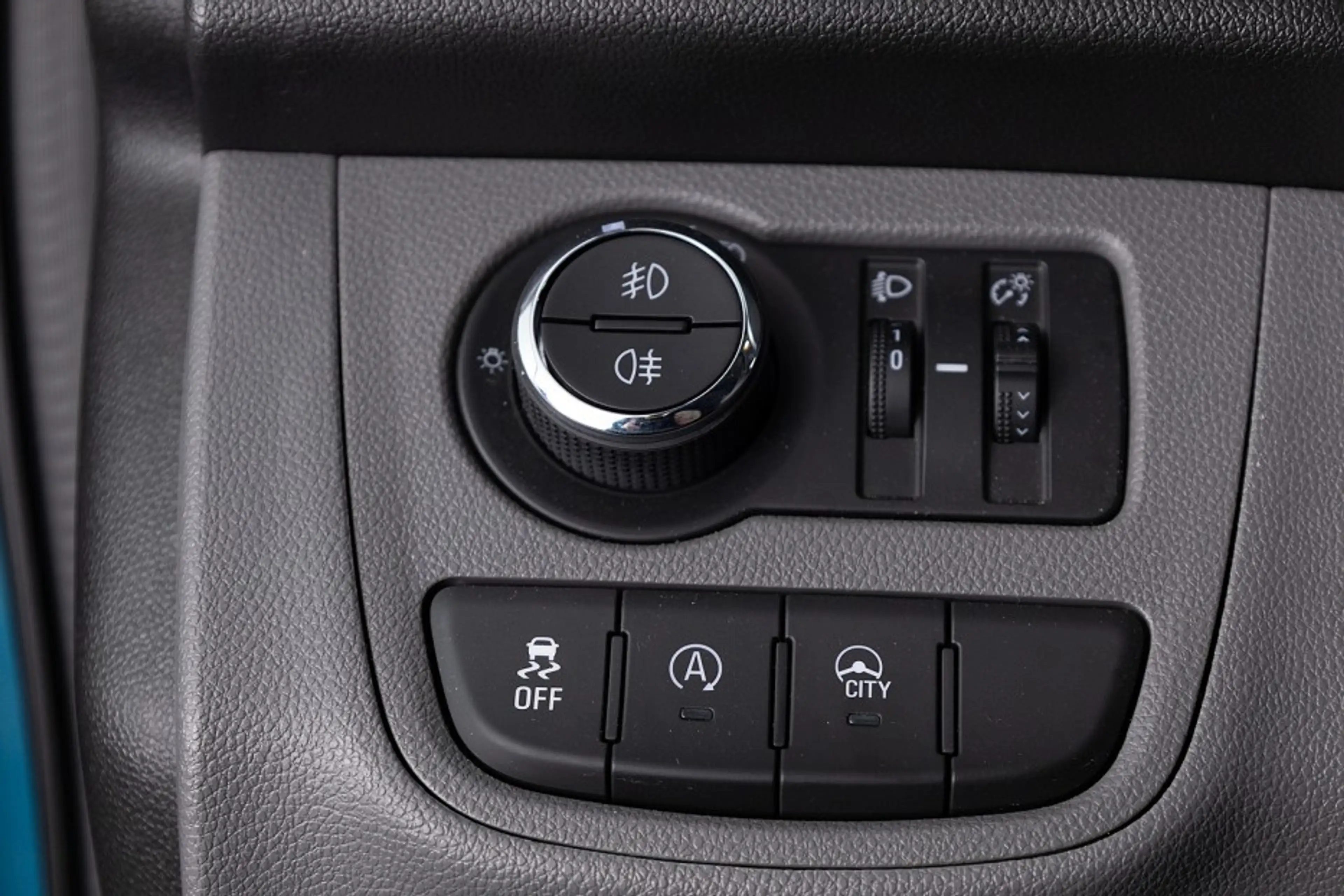 Opel Karl 1.0 ecoFLEX Innovation | Half LEDER | ECC | VELGEN — photo 10