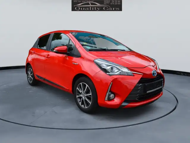 Toyota Yaris Hybrid Y20 Club Navi , Kamera