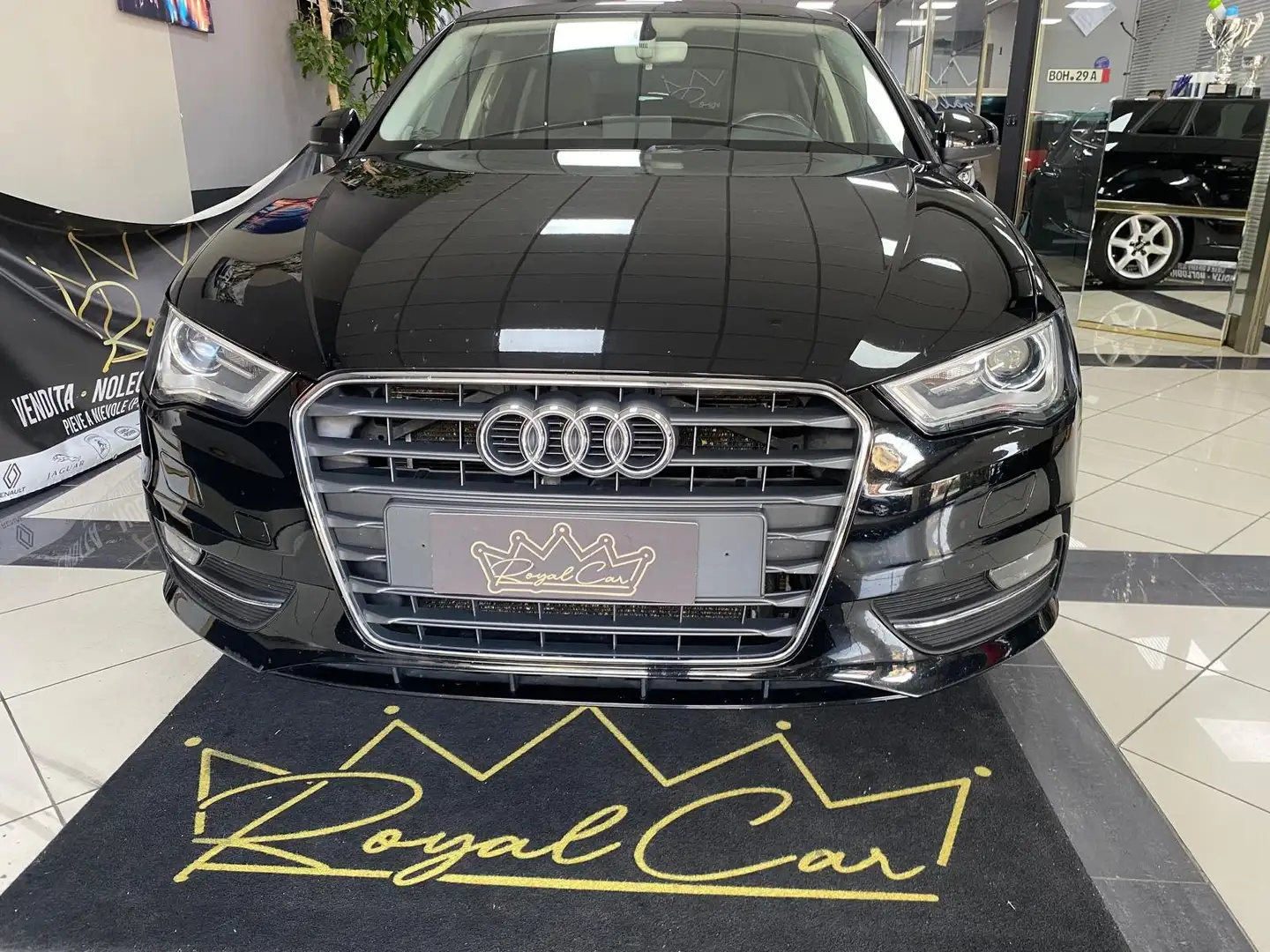 Audi A3 SPB 1.6 TDI Attraction Nero - 2