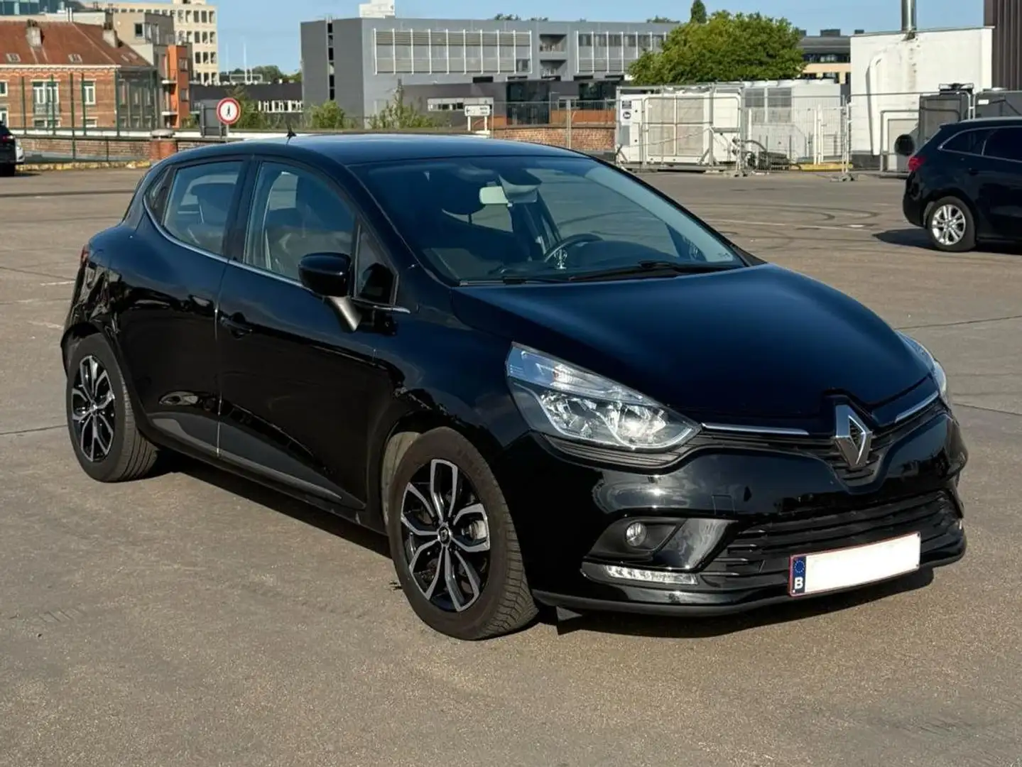 Renault Clio Clio 0.9 TCe Cool Zwart - 1