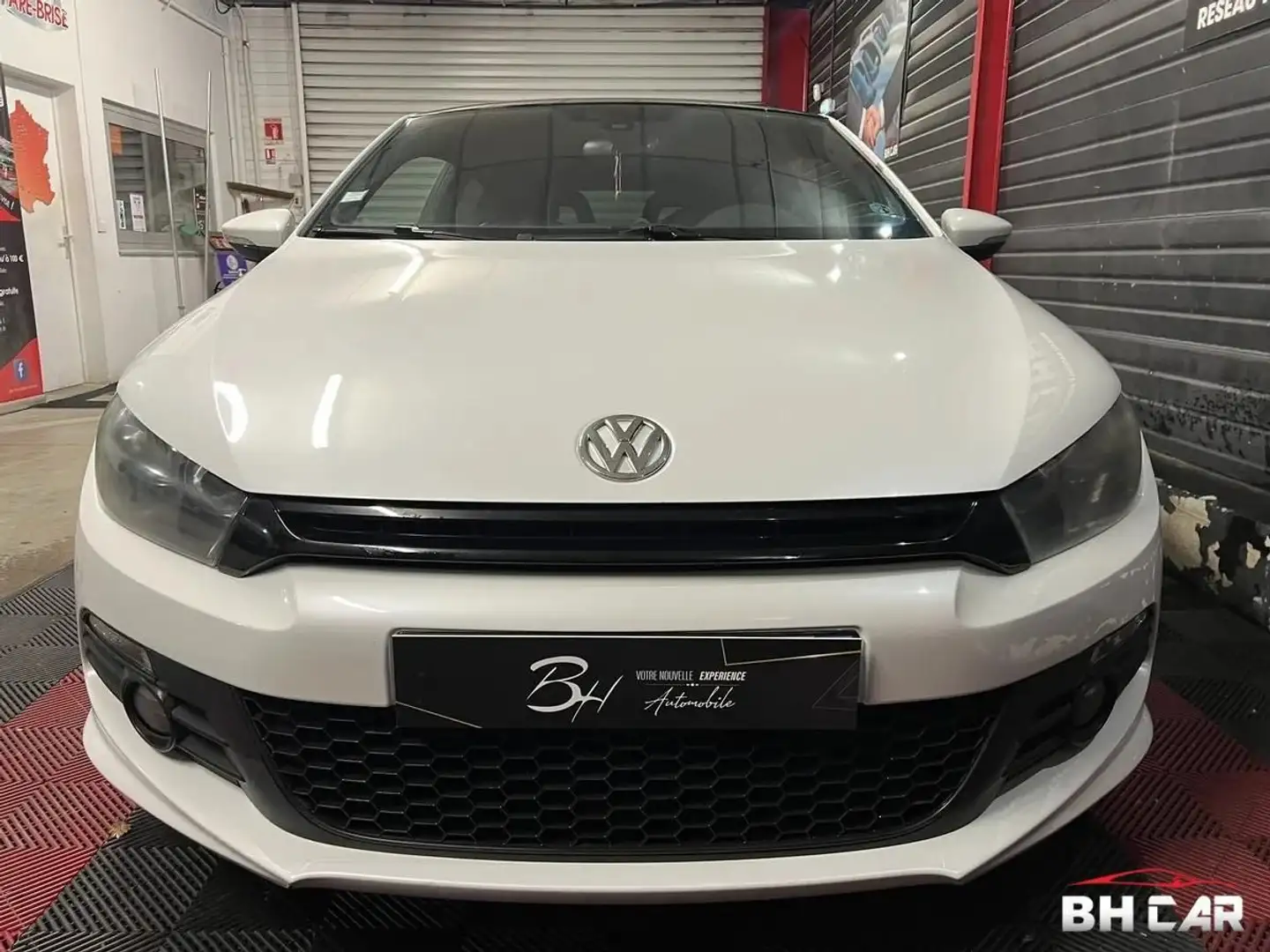 Volkswagen Scirocco 2.0 TSI 210 ch CARAT R-LINE Blanc - 2