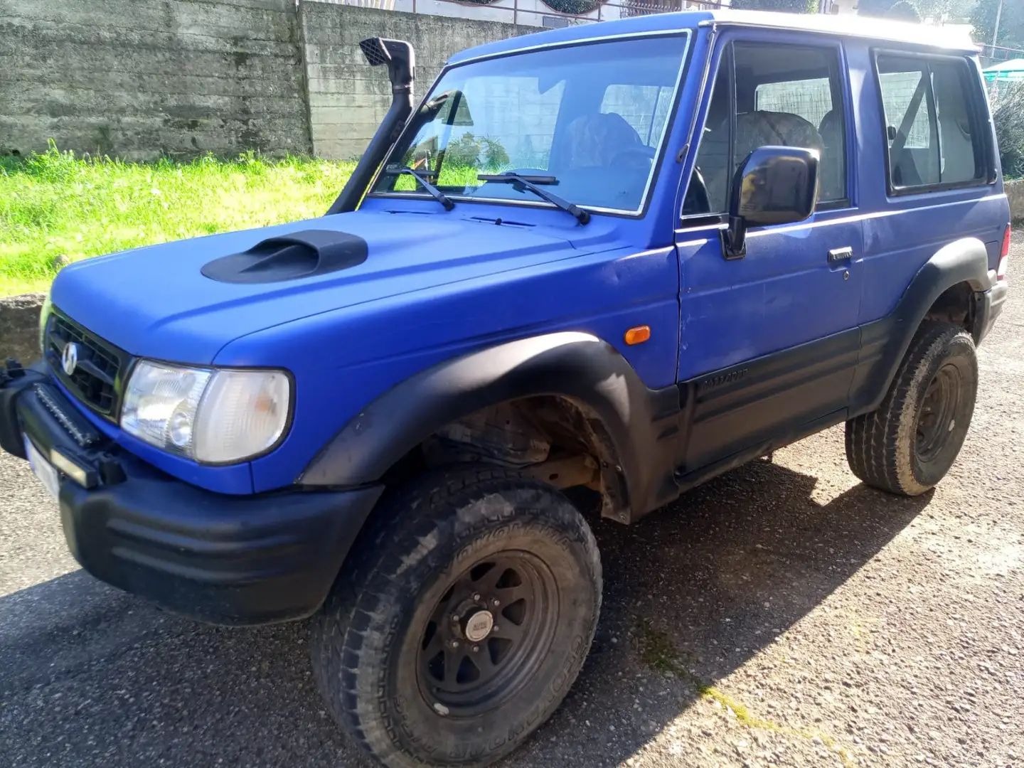 Hyundai Galloper 3p 2.5 tdi Innovation Bleu - 1