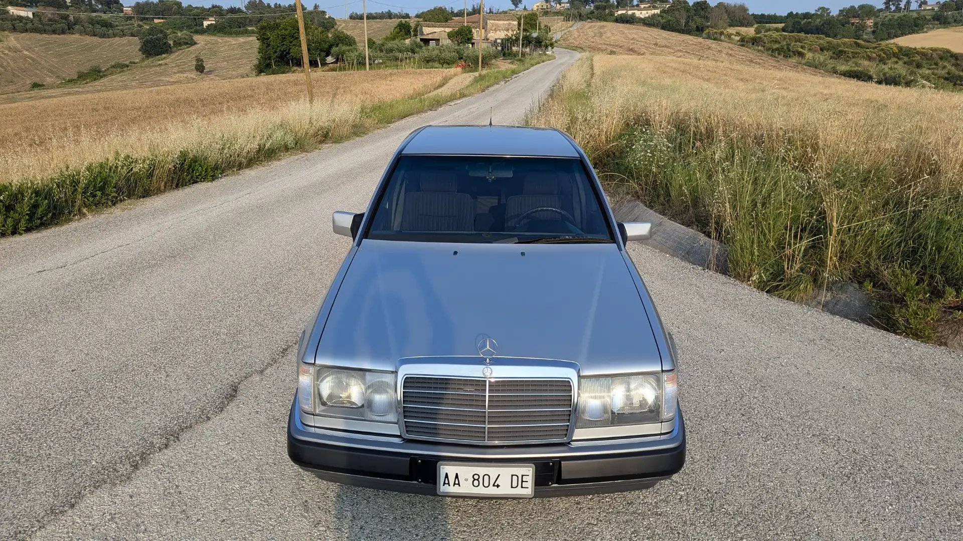 Mercedes-Benz E 200 (124) - 2