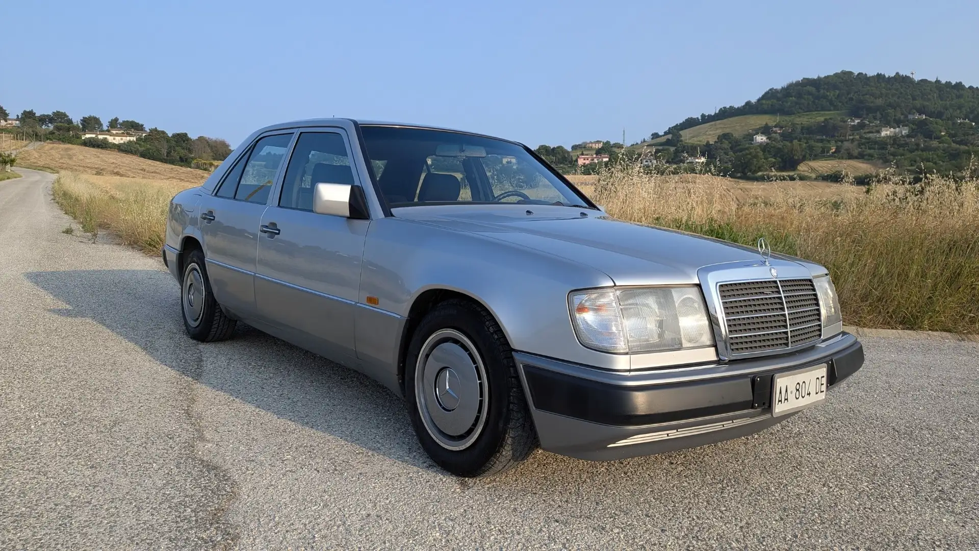 Mercedes-Benz E 200 (124) - 1
