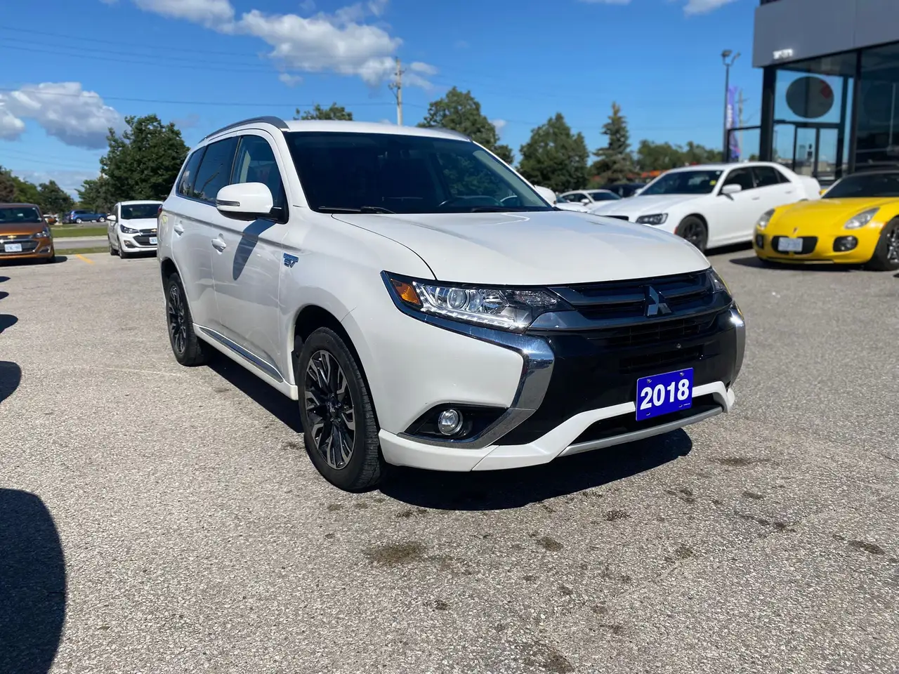 Mitsubishi Outlander photo Mitsubishi Outlander