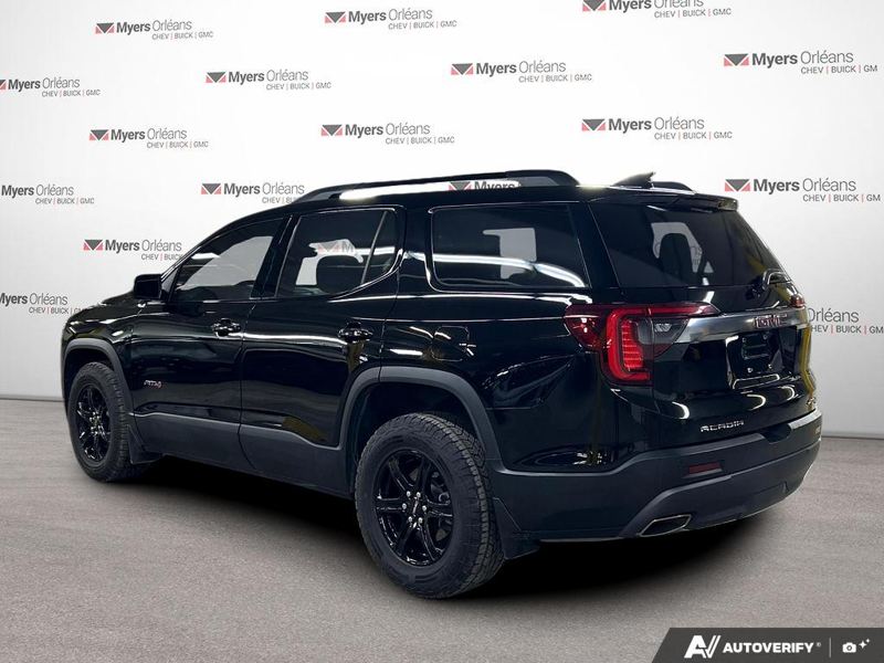 2023 GMC Acadia
