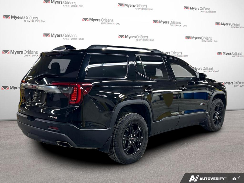 2023 GMC Acadia