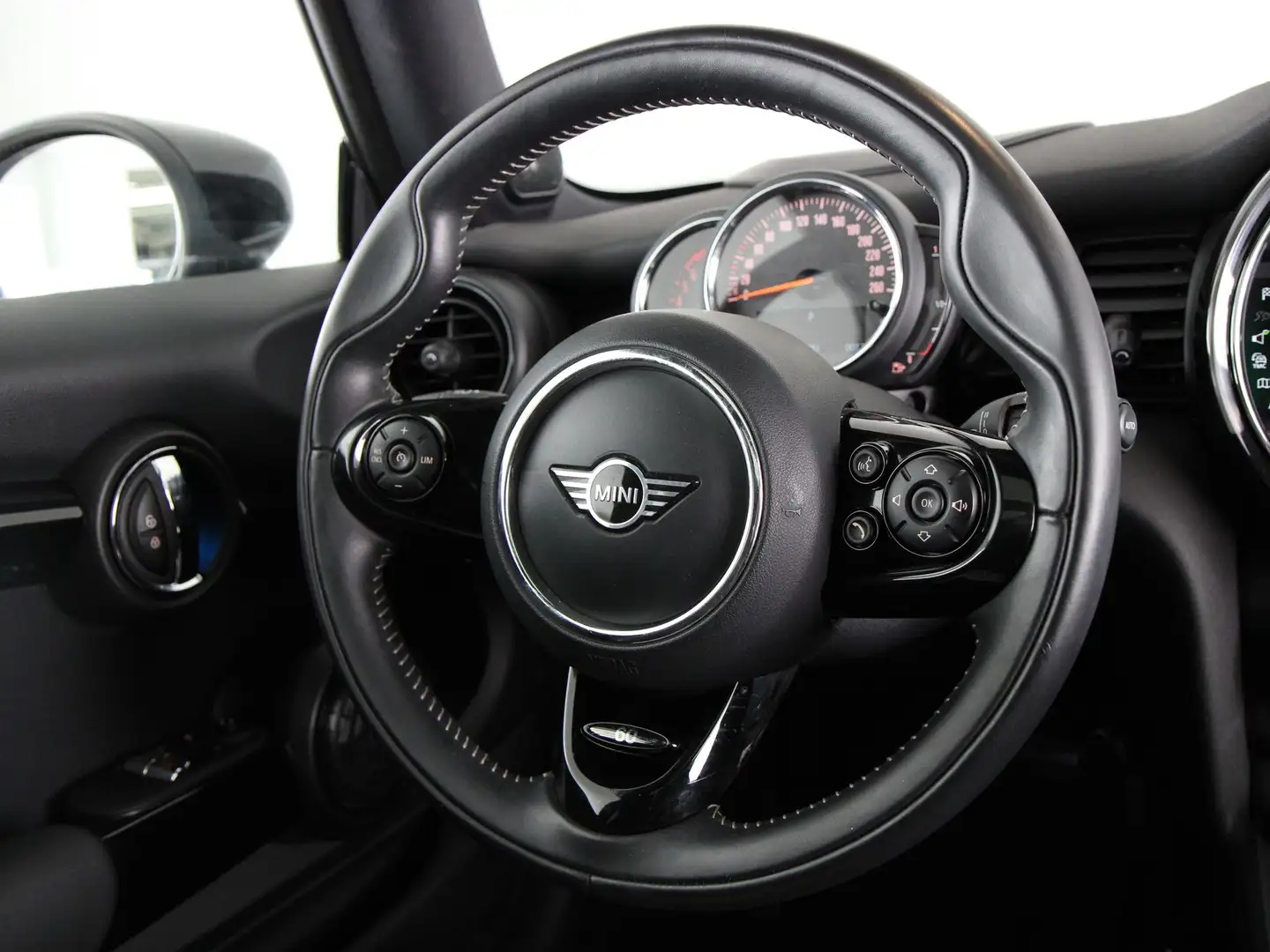 MINI Cooper 3-deurs 60 Years Edition Aut. Bleu - 2