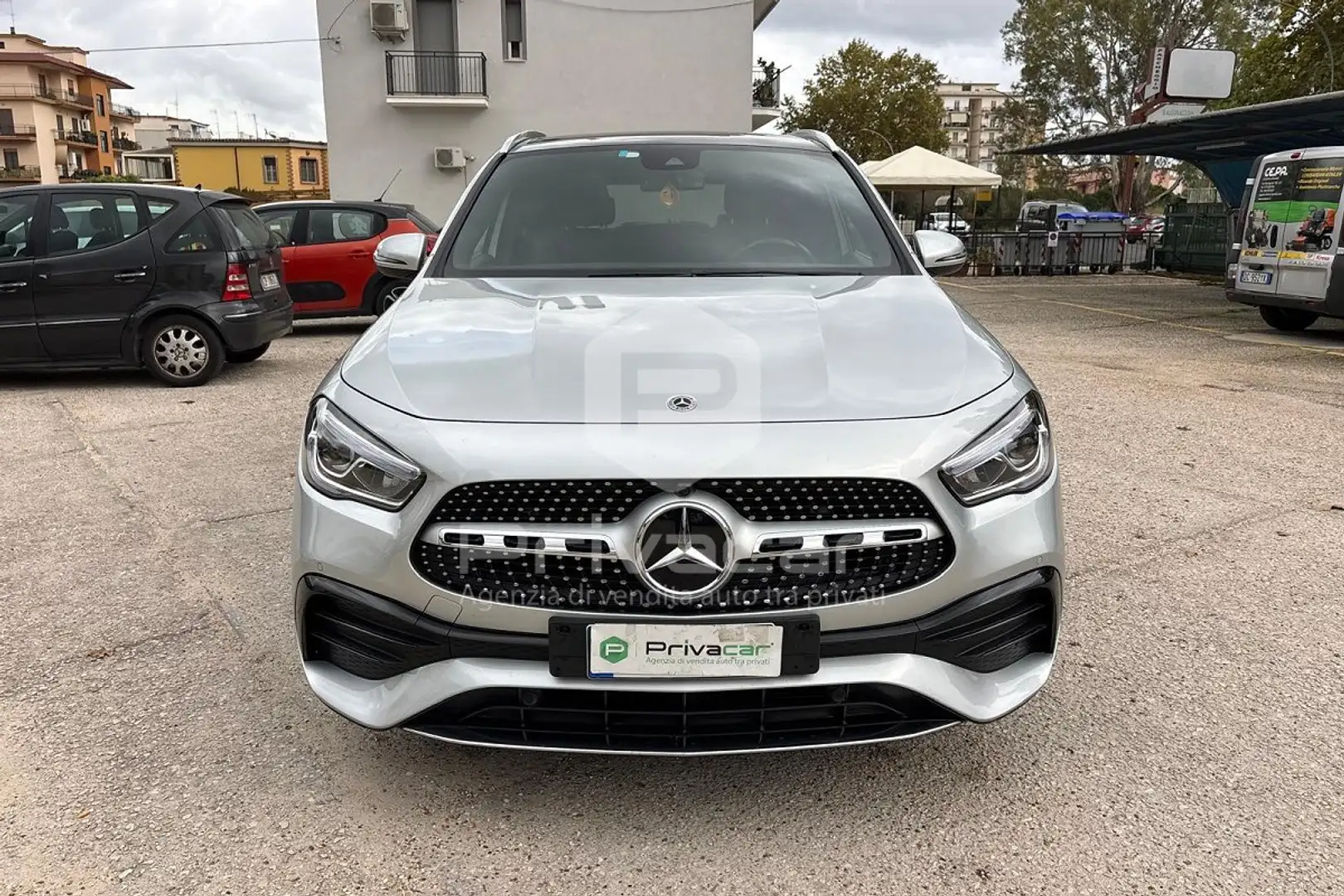 Mercedes-Benz GLA 200 GLA 200 d Automatic AMG Line Premium Argento - 2