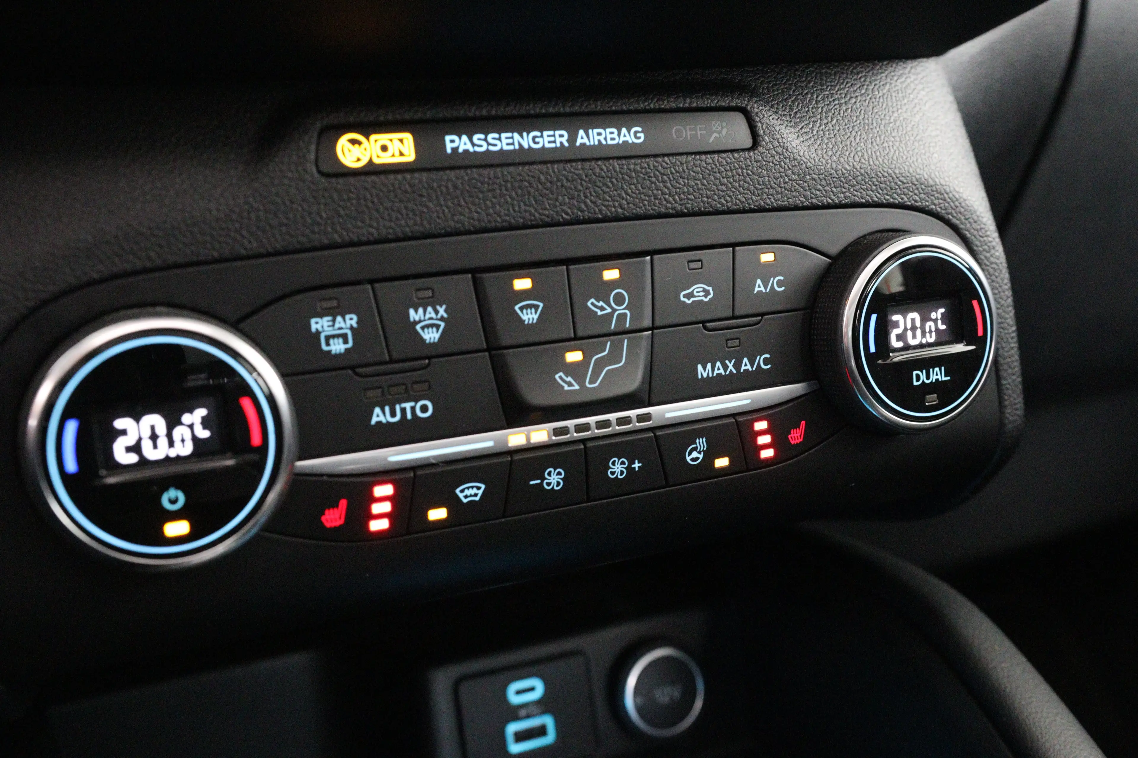 Ford Kuga 2.5 PHEV Vignale | Audio installatie premium | Cru — photo 19