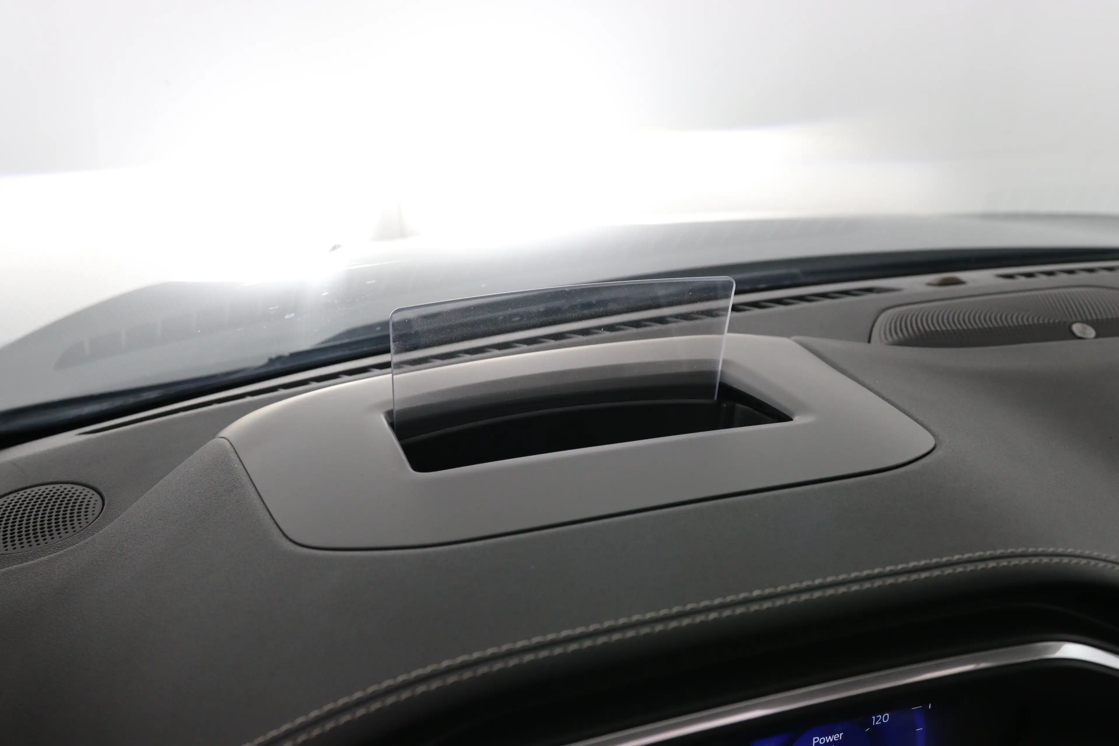Ford Kuga 2.5 PHEV Vignale | Audio installatie premium | Cru — photo 22