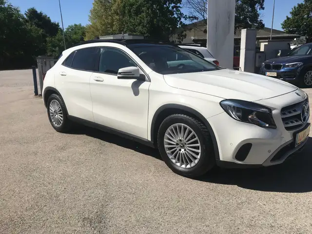 Mercedes-Benz GLA 180 d Aut.