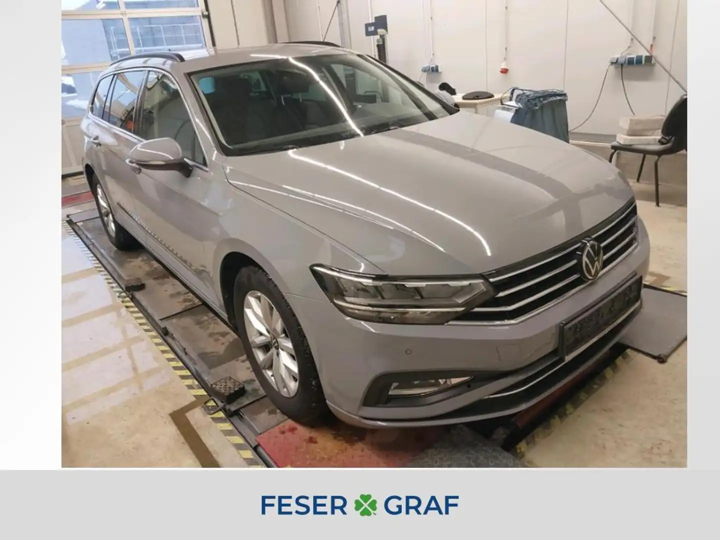 Volkswagen Passat Variant 2.0 TDI Business DSG/LED/Rear View/Sitzhzg./AHK Gris - 1