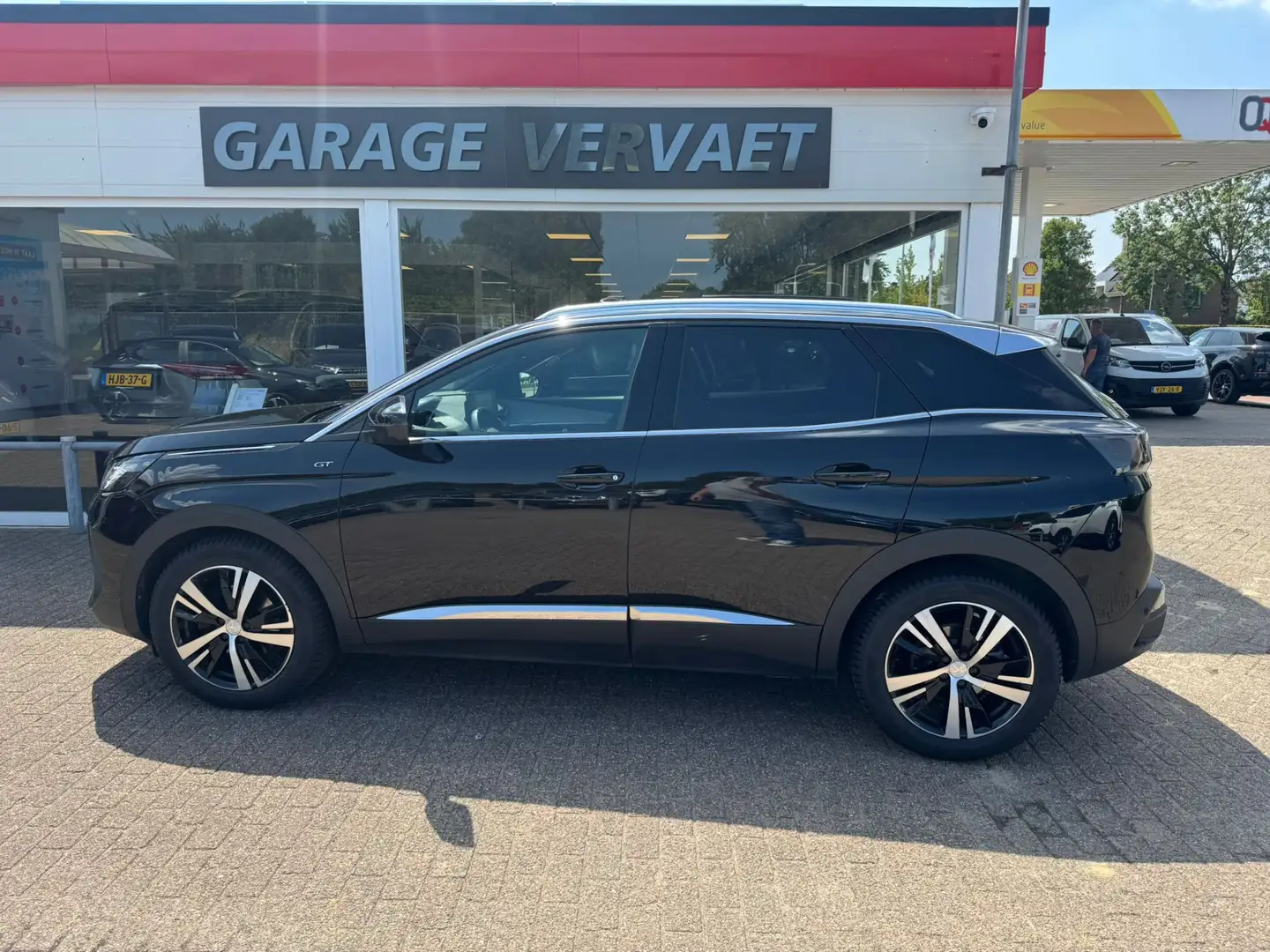 Peugeot 3008 1.2 PureTech GT Noir - 1