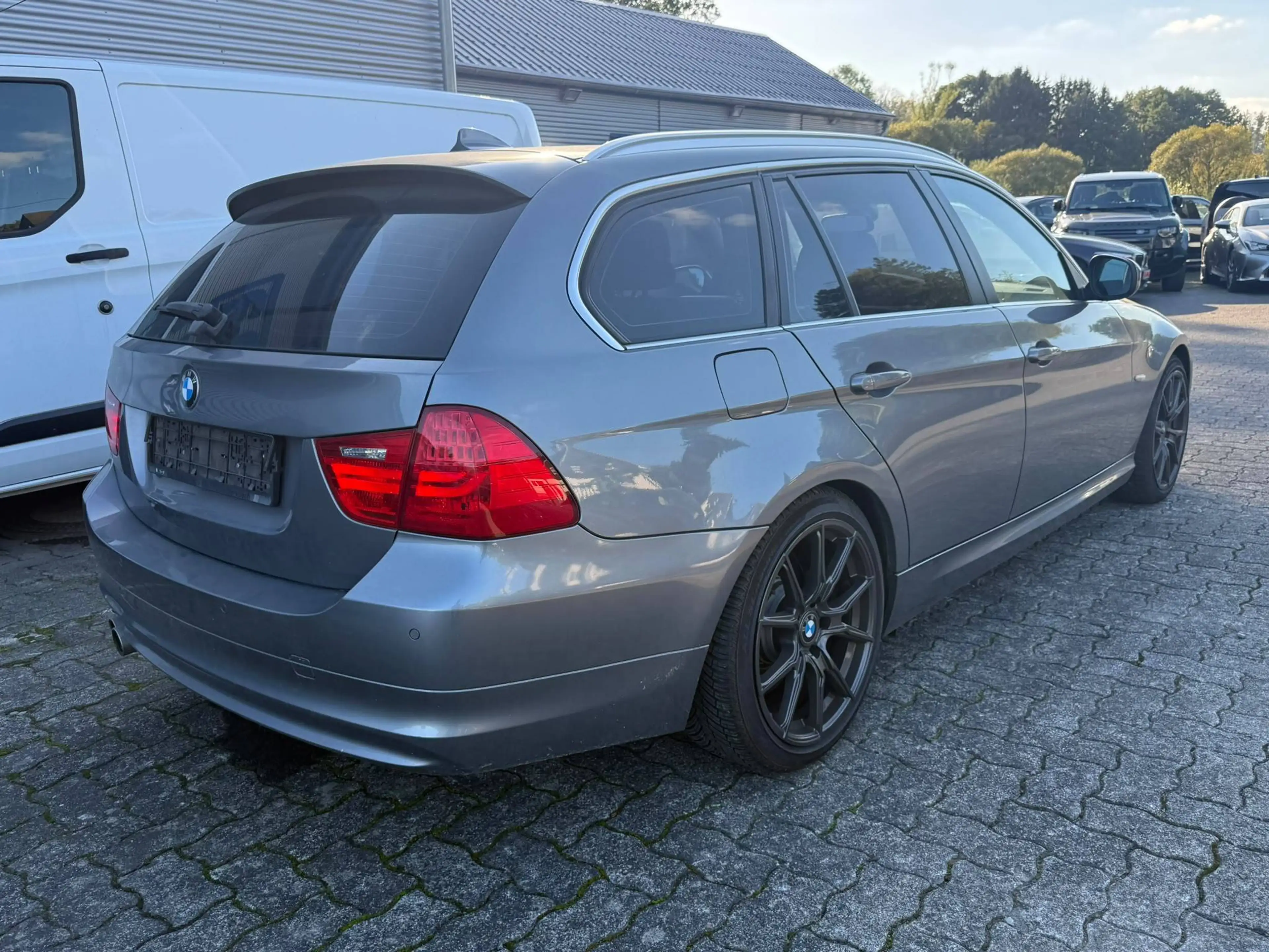BMW 325 325 d Touring, Pano, Navi — photo 9