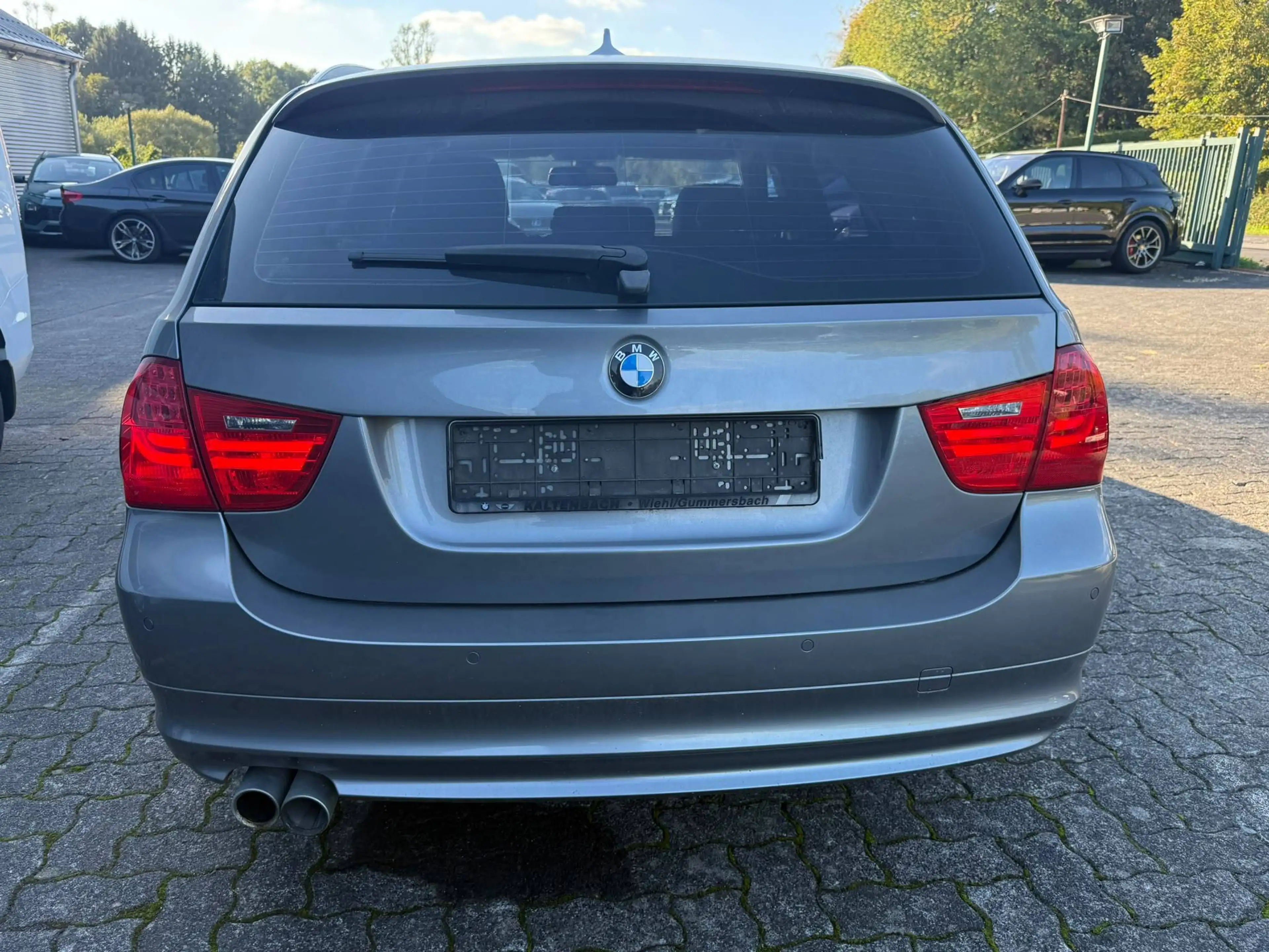BMW 325 325 d Touring, Pano, Navi — photo 10